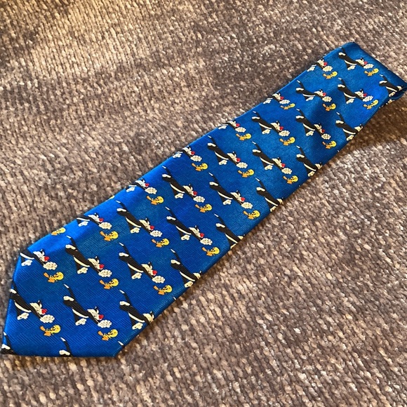 Vintage Men’s Looney Tunes Silk Tie - Picture 2 of 5